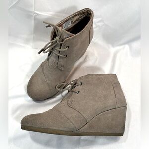 TOMS Tan Wedge Booties